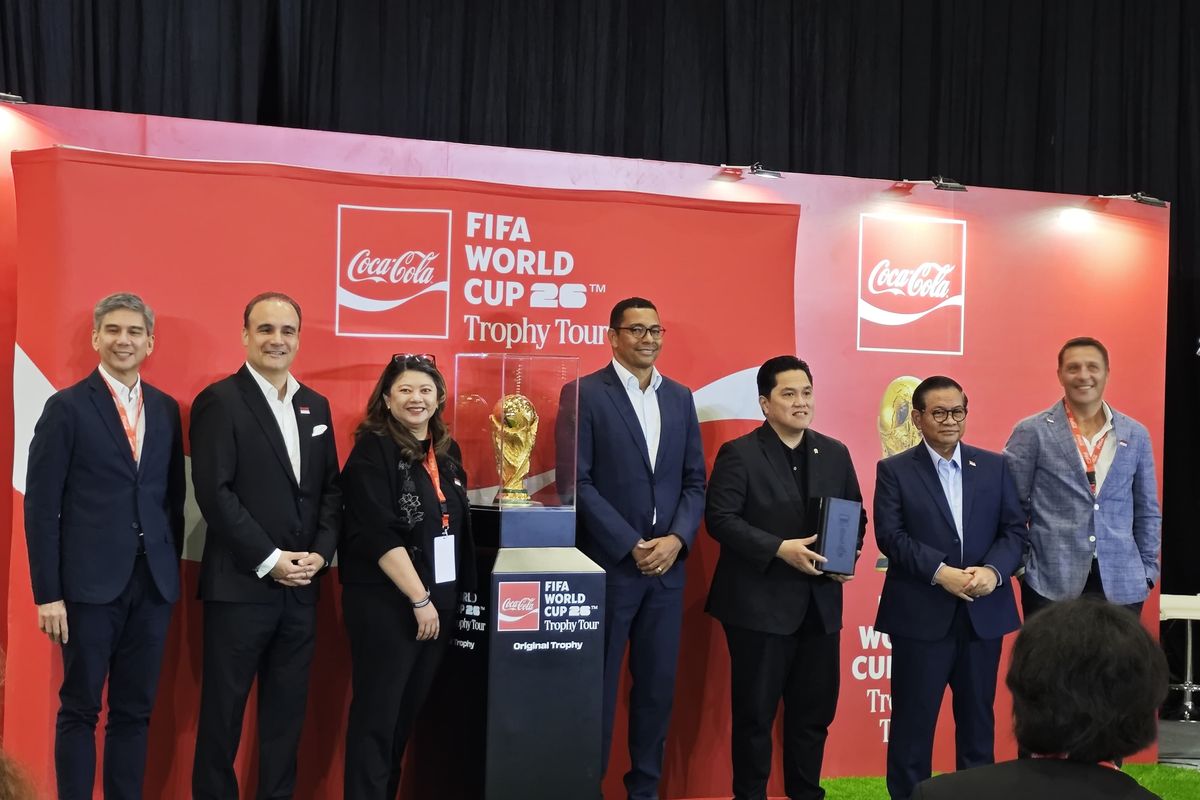 Ada Legenda Brasil! Trofi Piala Dunia Resmi Mampir Ke Jakarta