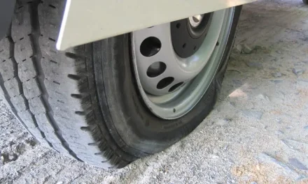 Ban Mobil Kempes Tanpa Bocor, Ternyata Ini Biang Masalahnya