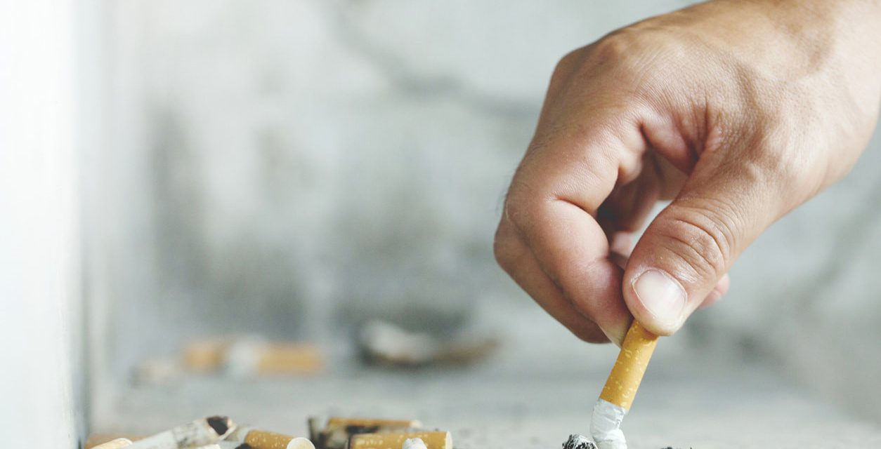 Strategi Efektif Lawan Godaan Tak Merokok Ketika Puasa