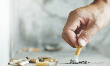 Strategi Efektif Lawan Godaan Tak Merokok Ketika Puasa