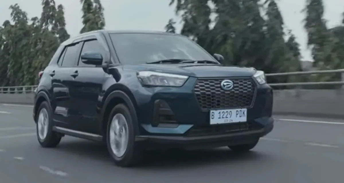 Intip Rahasia Irit Rocky Hybrid Di Tengah Macetnya Ibu Kota