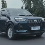 Intip Rahasia Irit Rocky Hybrid Di Tengah Macetnya Ibu Kota