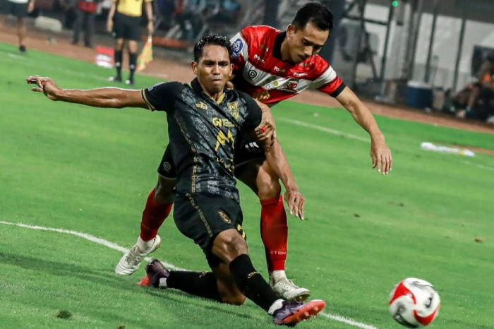 Sape Kerrab Vs Singo Edan: Duel Nyali Di Tanah Garam!