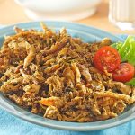 Cara Pro Bikin Ayam Suwir Kering: Renyahnya Pas!