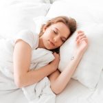 Kunci Tidur Nyenyak: Trik Sederhana Biar Mata Langsung “Merem”