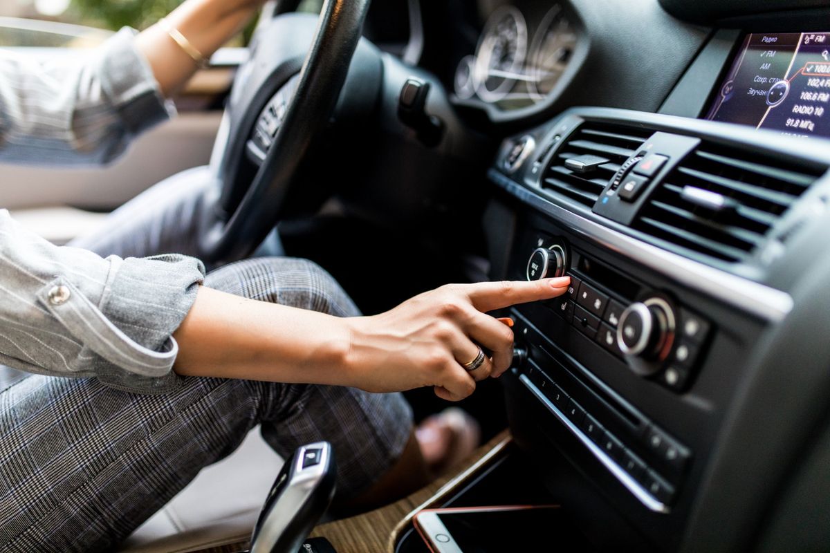3 Cara Simpel Biar AC Mobil Tetap Dingin & Awet